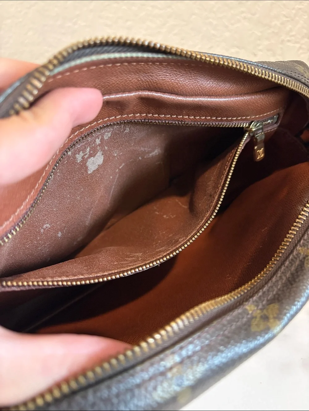 Sold Louis Vuitton NO884 Trocadero 27 Brown Monogram LV Crossbody